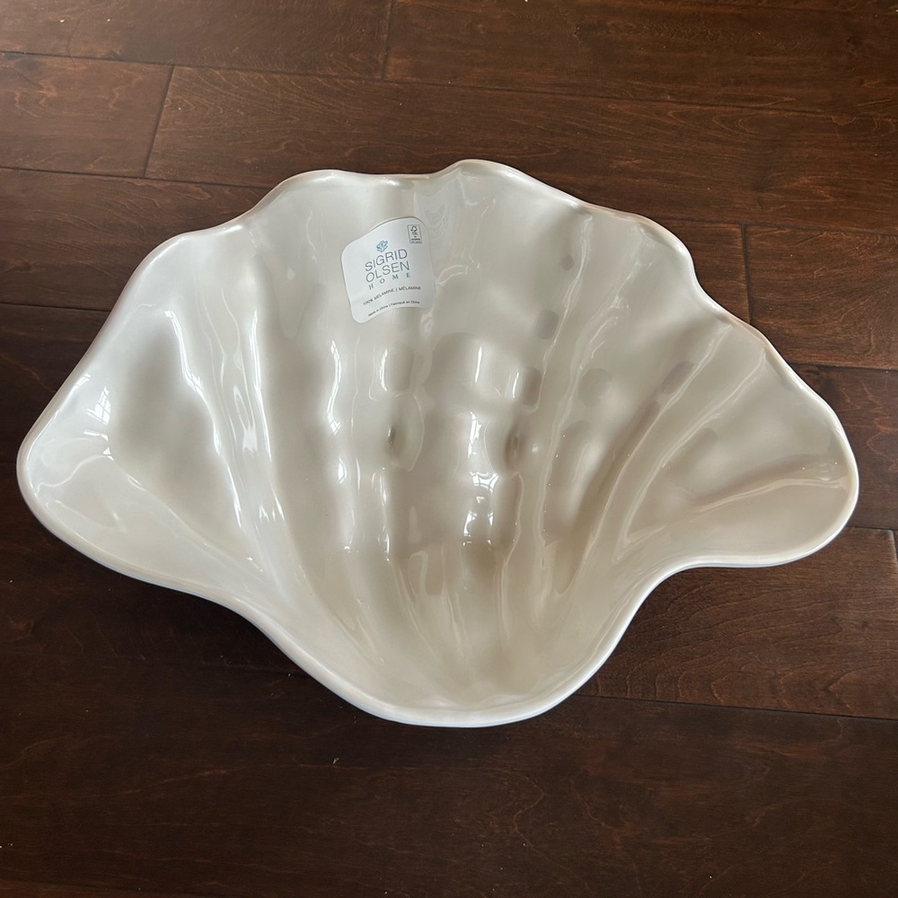 Sigrid Olsen Shell Shaped Bowl Rustic New Centerpiece Melamine 18”x12”